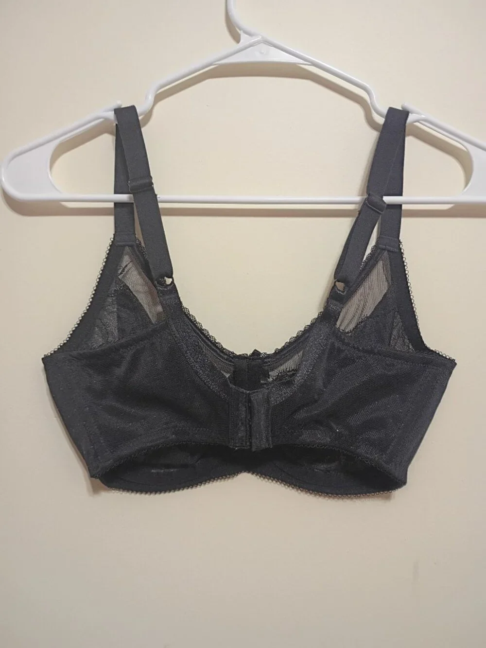 Wacoal Retro Chic Full Figure Underwire Lace Bra Size 32DD Style 855186